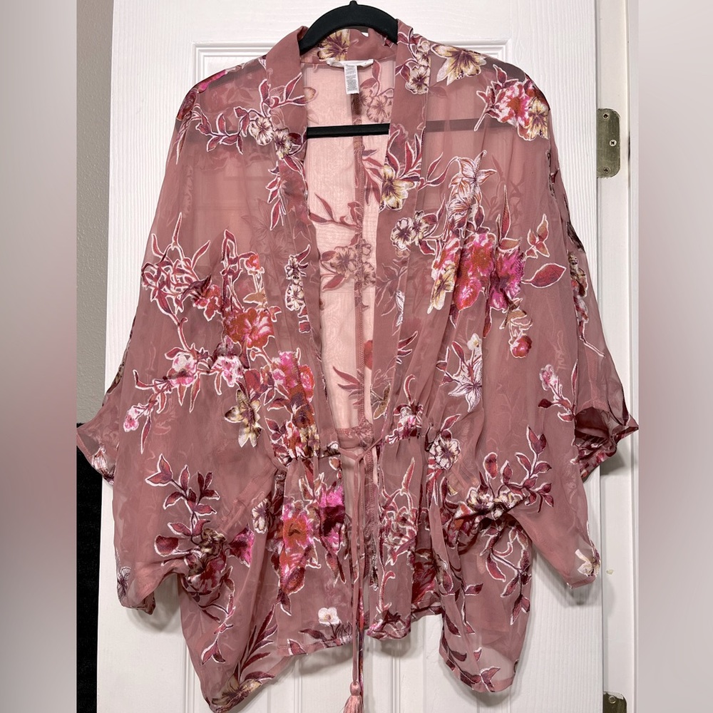 BCBGeneration sheer floral kimono